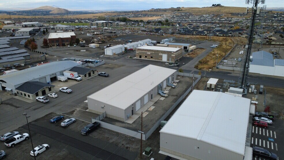 More Photos Of 5115 W Brinkley Rd, Kennewick Warehouse For Lease