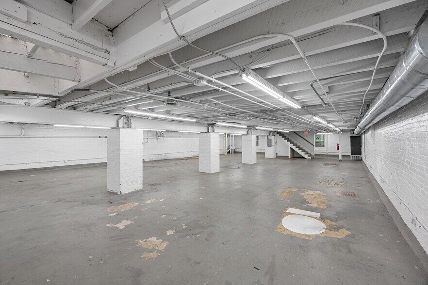 More Photos Of 408-410 Martin Luther King Jr Blvd, Savannah Storefront Retail Residential For Sale