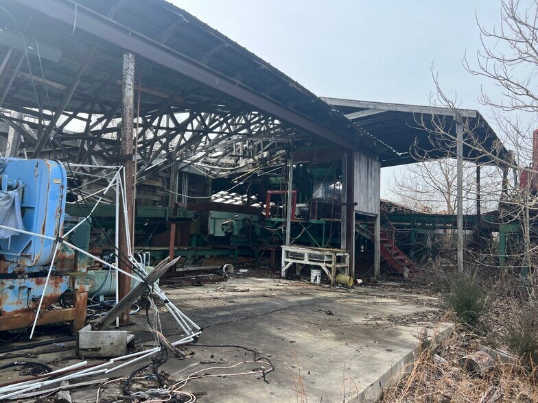 More Photos Of 3016 Highway 81, Fall Branch Land For Sale