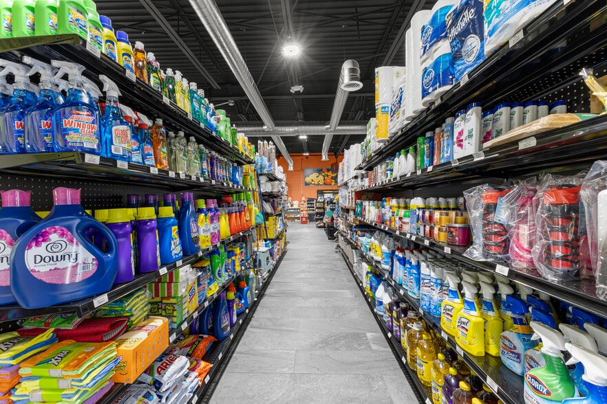 More Photos Of 14730 Champaign Rd, Allen Park Storefront Retail Office For Sale