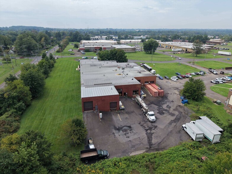 More Photos Of 1001 Pulinski Rd, Warminster Township Warehouse For Lease