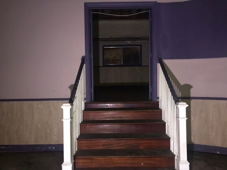 More Photos Of 744 El Camino Real, South San Francisco Restaurant For Lease