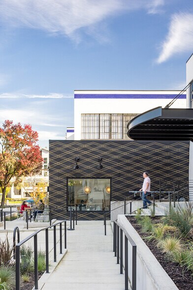 More Photos Of 5331 S Macadam Ave, Portland Office For Lease