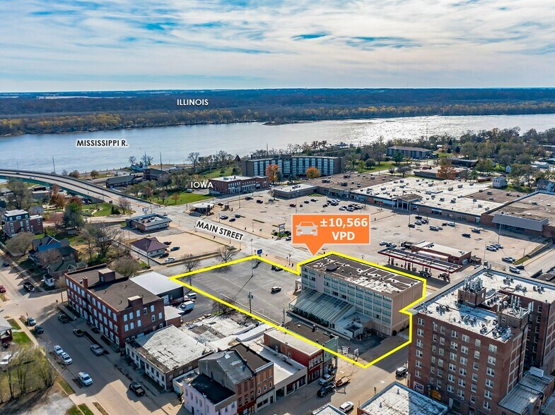 More Photos Of 325 Main St, Keokuk Hotel For Sale