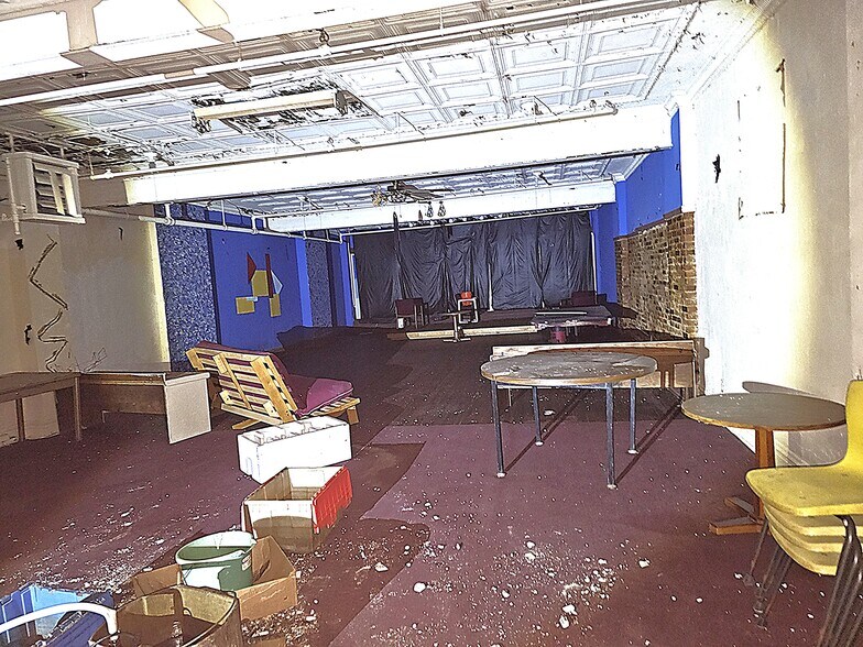 More Photos Of 2000-2014 Salisbury St, Saint Louis General Retail For Sale