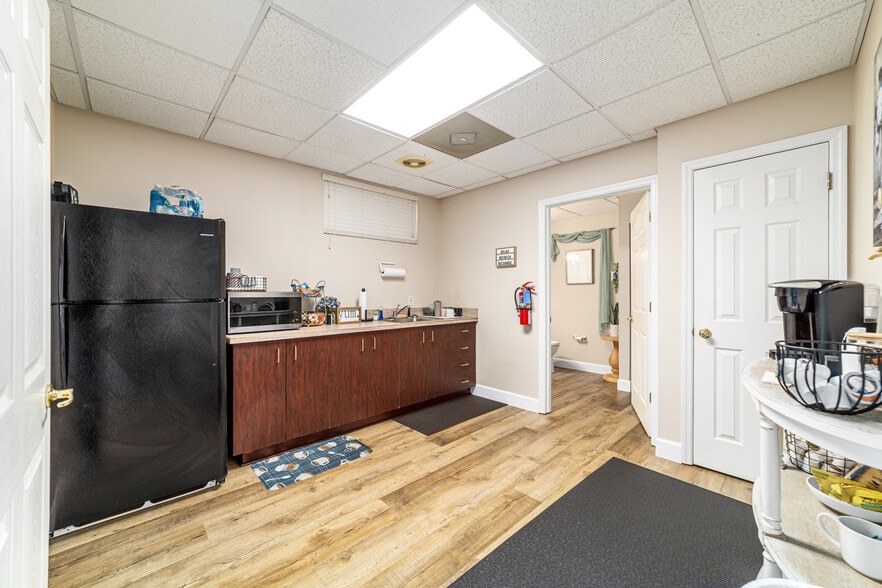 More Photos Of 434 SW 14 St, Ocala Office Residential For Sale