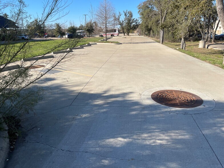 More Photos Of 3115 Kenai Dr, Cedar Park Storefront Retail Office For Lease