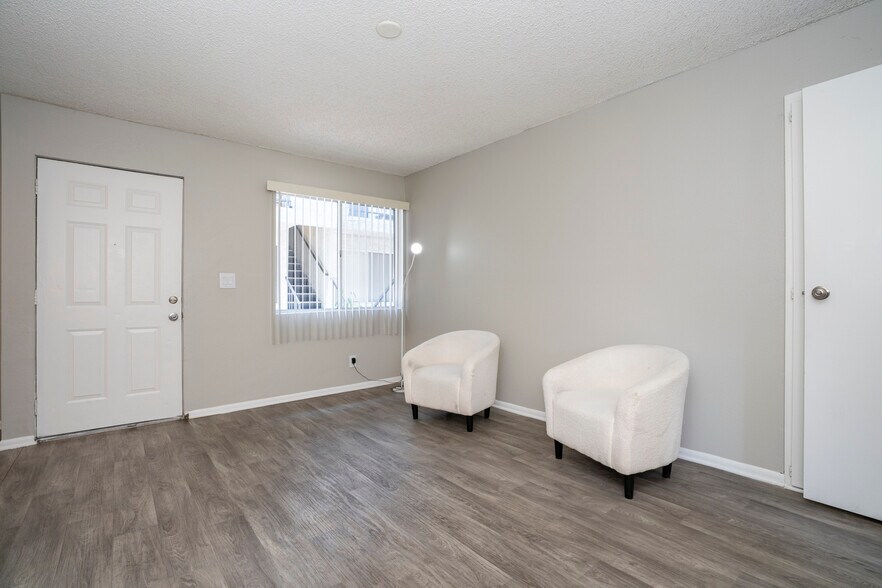 More Photos Of 117 S Avenue 64, Los Angeles Apartments For Sale
