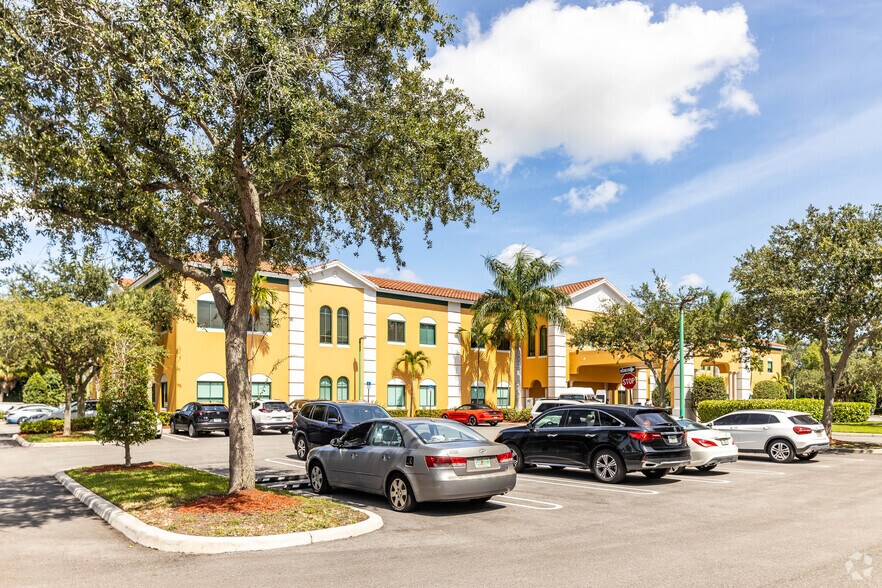 More Photos Of 15300 S Jog Rd, Delray Beach Medical For Sale