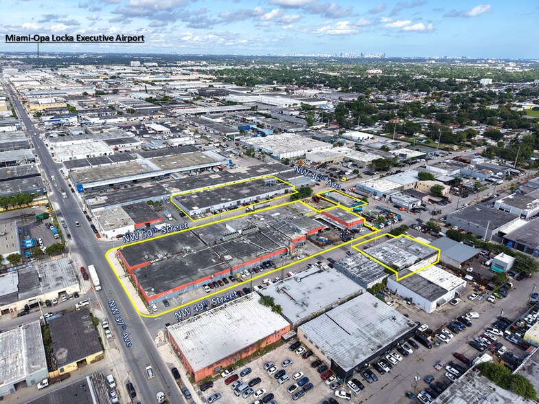 More Photos Of 3661 NW 50th st, Miami Showroom For Sale