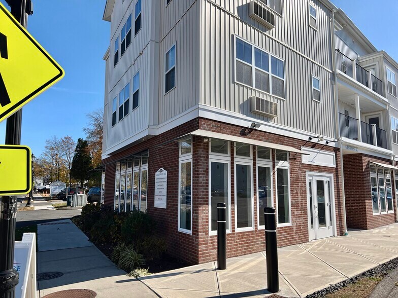 More Photos Of 155 Greenwood Ave, Bethel Unknown For Lease