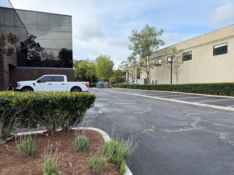 More Photos Of 17991 Mitchell S, Irvine Office For Sale