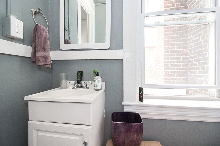 More Photos Of 3634 Bosworth Rd, Cleveland Apartments For Sale