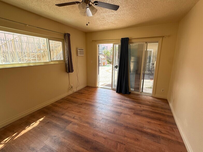 More Photos Of 3674 Empire Dr, Los Angeles Apartments For Sale