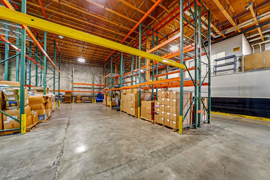 More Photos Of 710 Jefferson Ave, Ashland Light Manufacturing For Lease