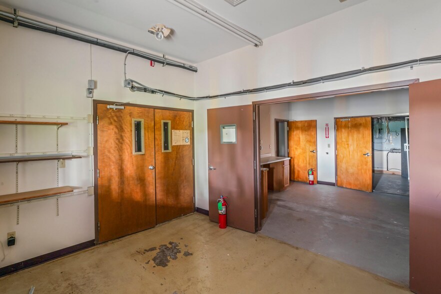 More Photos Of 614 Union Rd, Vineland Office For Sale