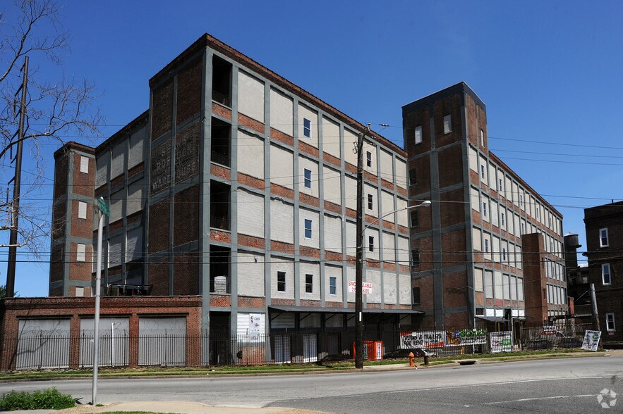 More Photos Of 3201 Fox St, Philadelphia Unknown For Lease