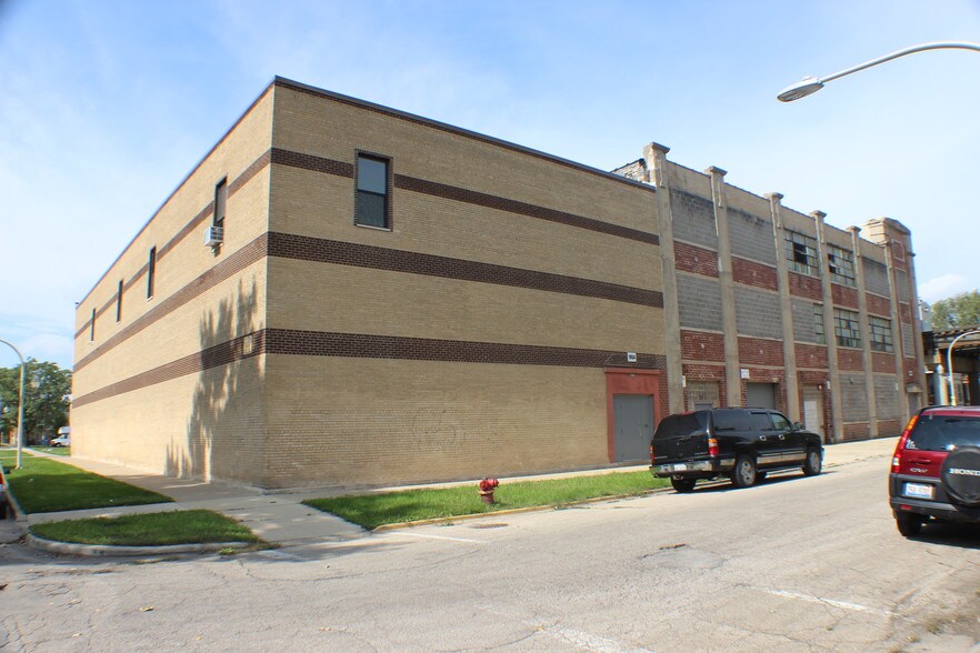 Primary Photo Of 1950-1954 S Troy St, Chicago Warehouse For Sale