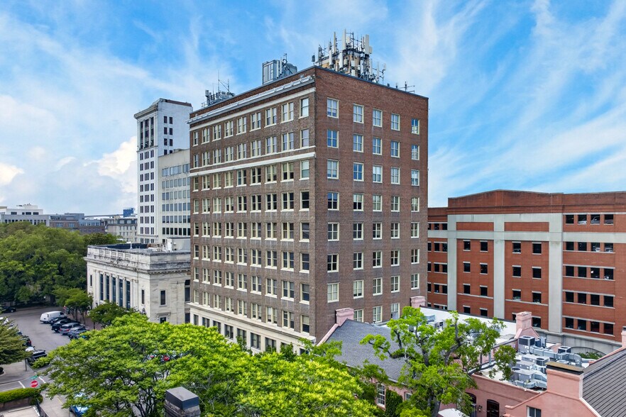 More Photos Of 24 Drayton St, Savannah Office For Lease
