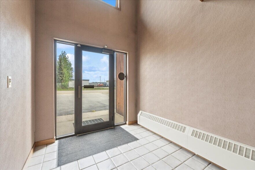 More Photos Of 980 Deere St, Fairbanks Warehouse For Sale