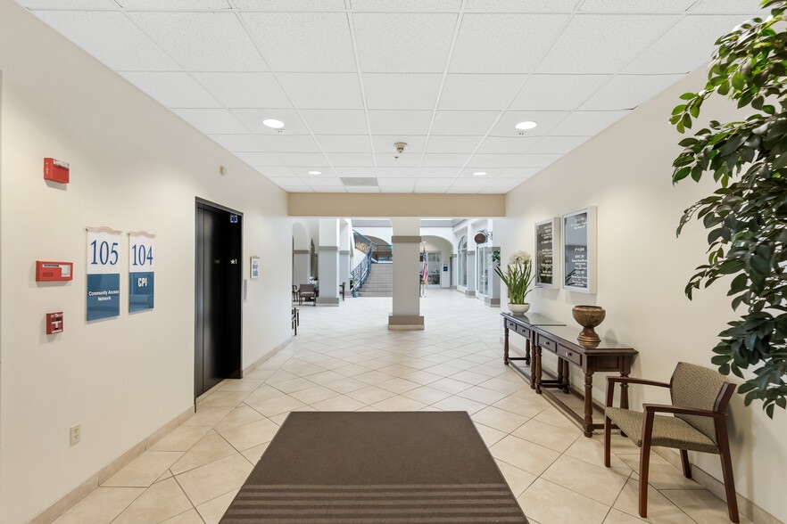 More Photos Of 2275 S Main St, Corona Office For Sale