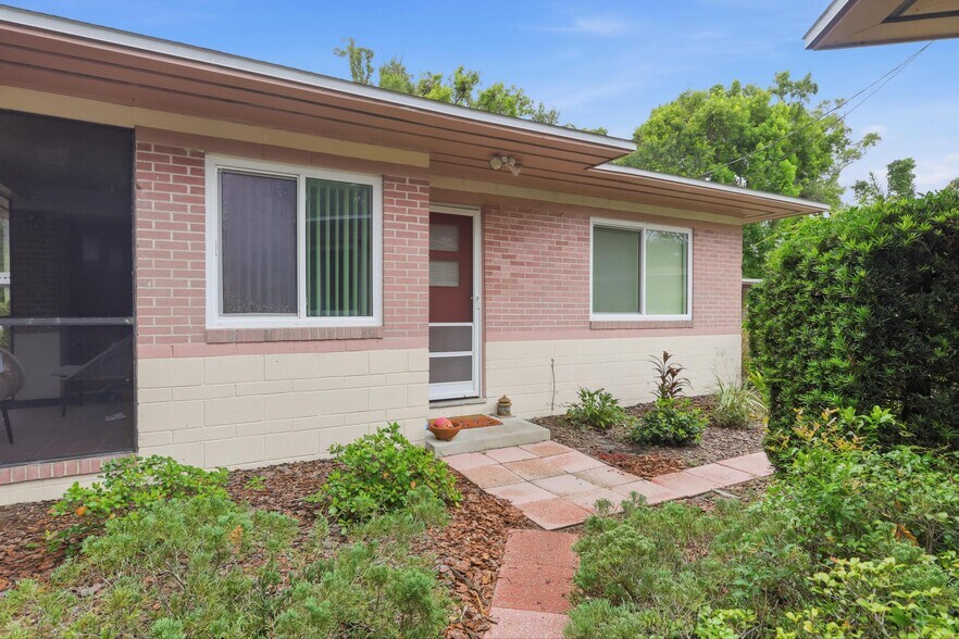 More Photos Of 642 Harwood St, Orlando Apartments For Sale