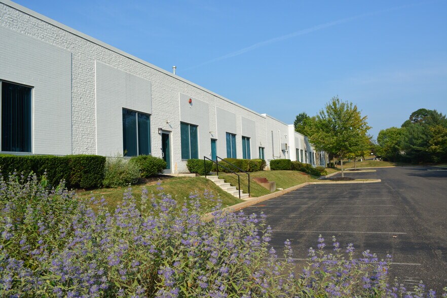 More Photos Of 723 Electronic Dr, Horsham Township Light Manufacturing For Sale