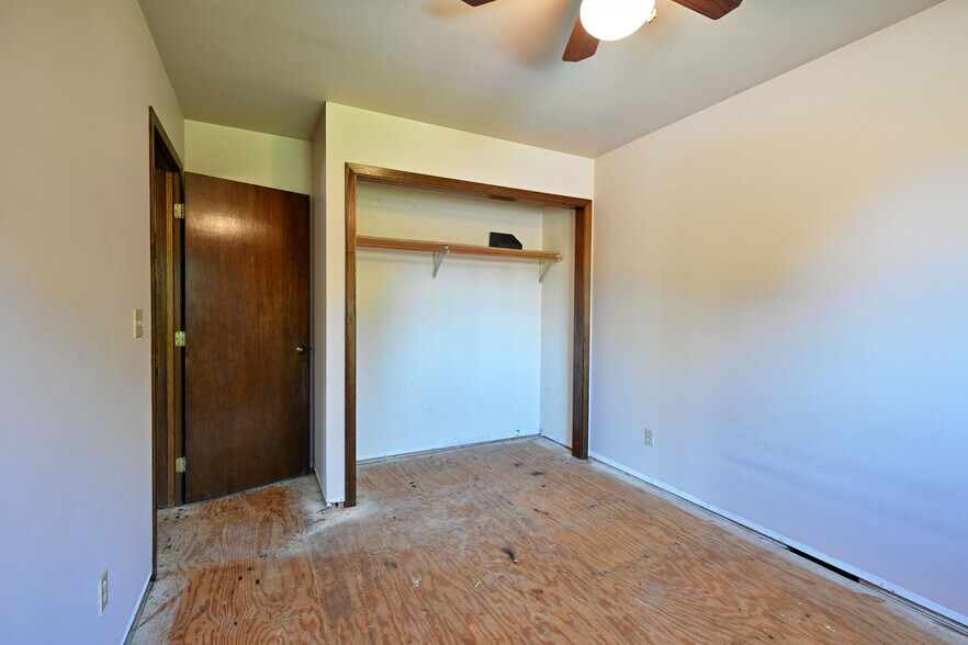 More Photos Of 23694 Clam Lake Rd, Clam Lake Restaurant For Sale