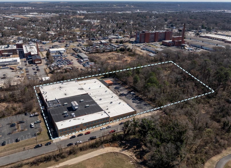 More Photos Of 600 Perdue Ave, Richmond Manufacturing For Sale