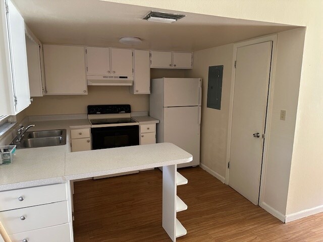 More Photos Of 2600 21st St NW, Winter Haven Apartments For Sale