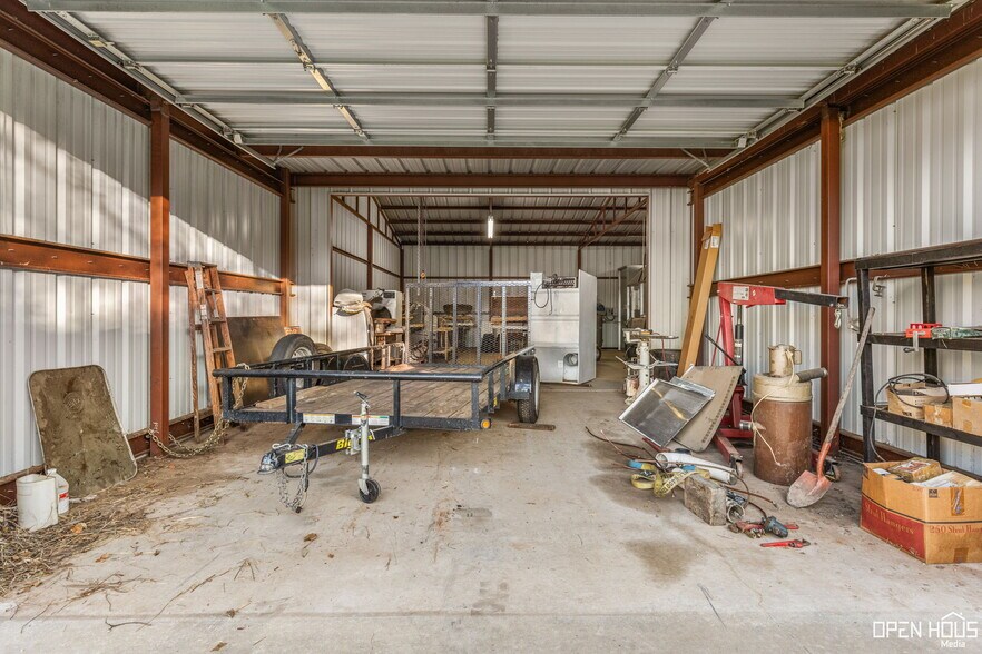 More Photos Of 1915 Kemp Blvd, Wichita Falls Office For Sale