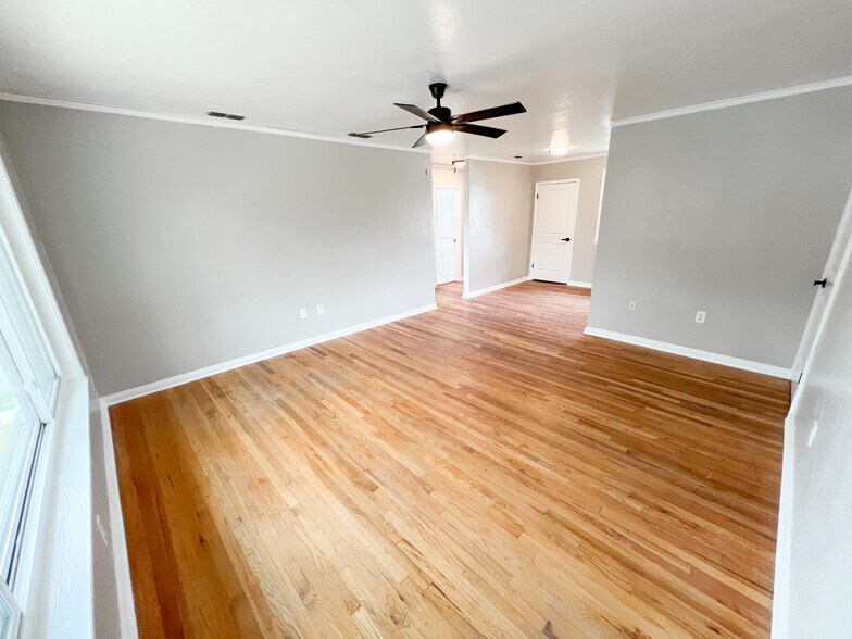 More Photos Of 1306 W Wall St, Midland Office For Lease