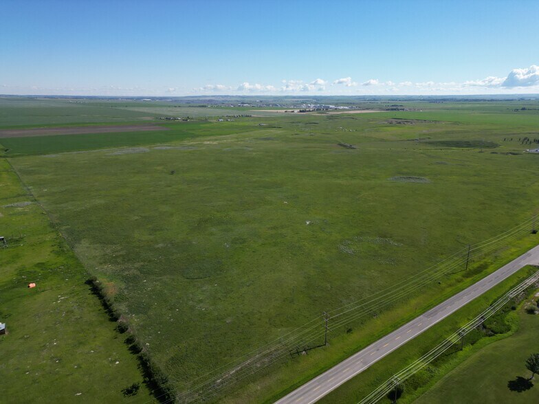 More Photos Of SE-14-19-29 W4M, Calgary Land For Sale