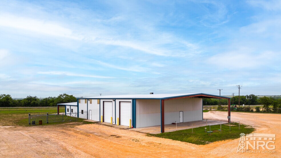 More Photos Of 6519 County Road 145, Kenedy Warehouse For Sale