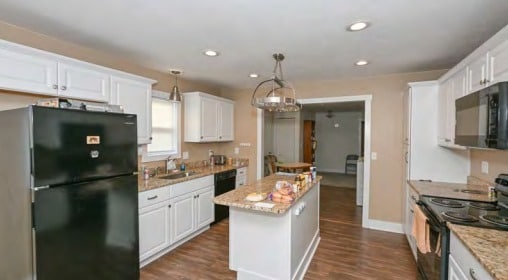 More Photos Of 9425 W Ridge Rd, Elyria Self Storage For Sale