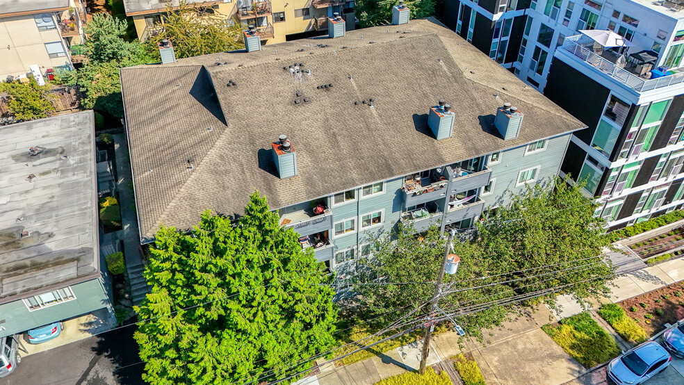 Primary Photo Of 3624 Phinney Ave N, Seattle Apartments For Sale