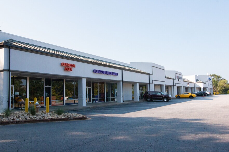 More Photos Of 500 Old Greenville Hwy, Clemson Unknown For Sale