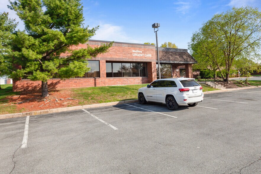 More Photos Of 1025 Berkshire Blvd, Wyomissing Medical For Lease