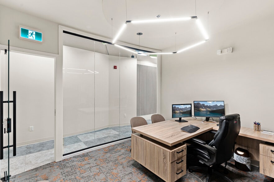 More Photos Of 4310 104 Ave NE, Calgary Storefront For Sale