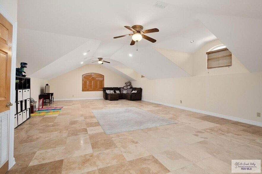More Photos Of 25219 Bass Blvd, Harlingen Lodge Meeting Hall For Sale