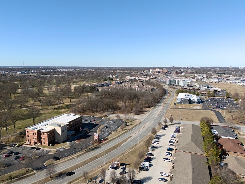 More Photos Of 1209 E Holiday St, Springfield Land For Sale