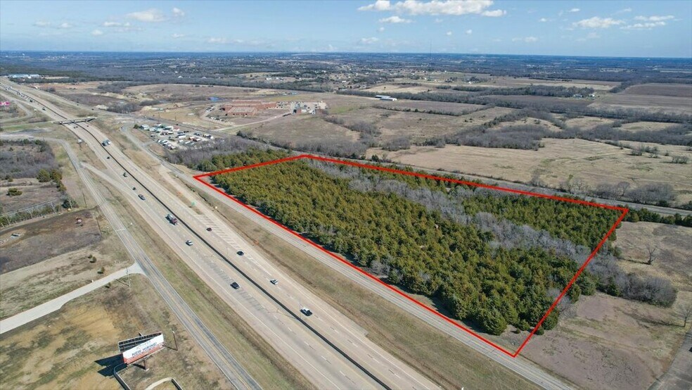 More Photos Of SEQ of I-75 & Ponderosa, Howe Land For Sale