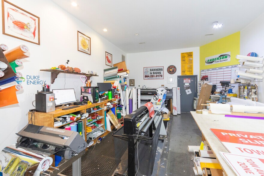 More Photos Of 107 E Orr St, Anderson General Retail For Sale