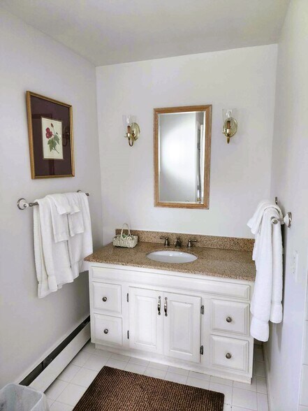 More Photos Of 401 Vt Route 100, West Dover Hotel For Sale