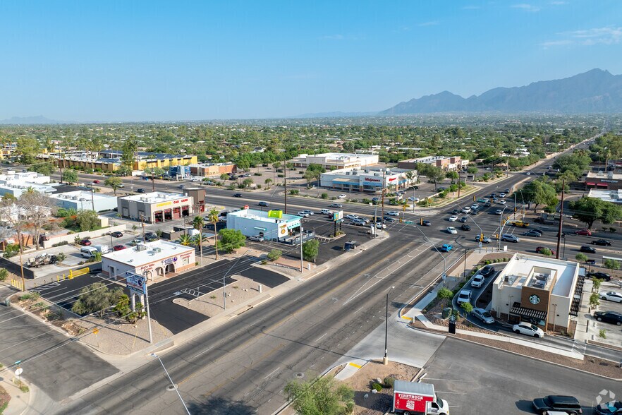 More Photos Of 4676 E Grant Rd, Tucson Fast Food For Sale