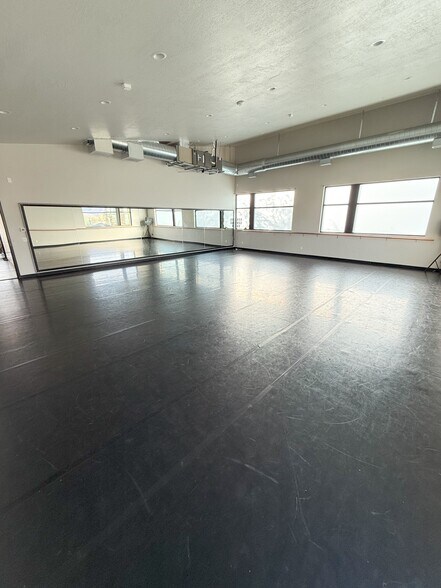 More Photos Of 385 W 600 S, Heber City Coworking Space