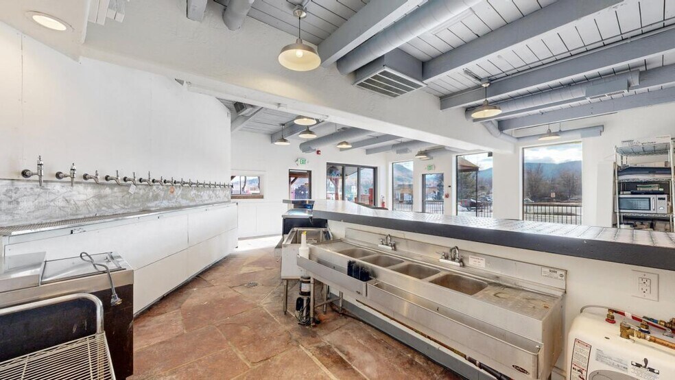 More Photos Of 160 E Main St, Lyons Restaurant For Sale