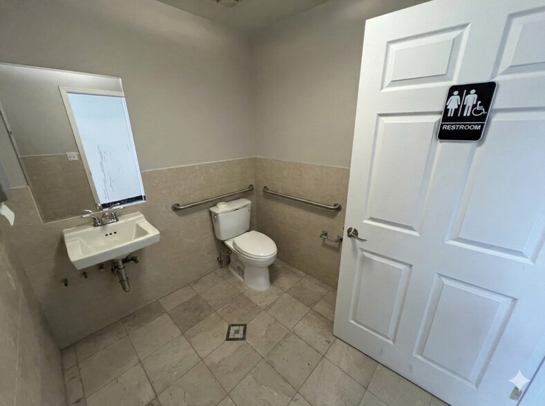 More Photos Of 46560 Fremont Blvd, Fremont Warehouse For Sale