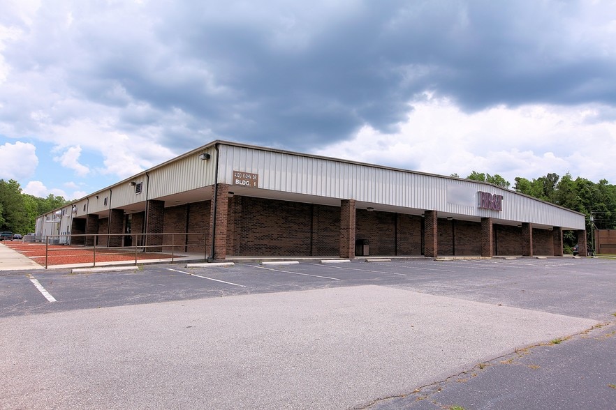 More Photos Of 4330 Kahn Dr, Lumberton General Retail For Lease