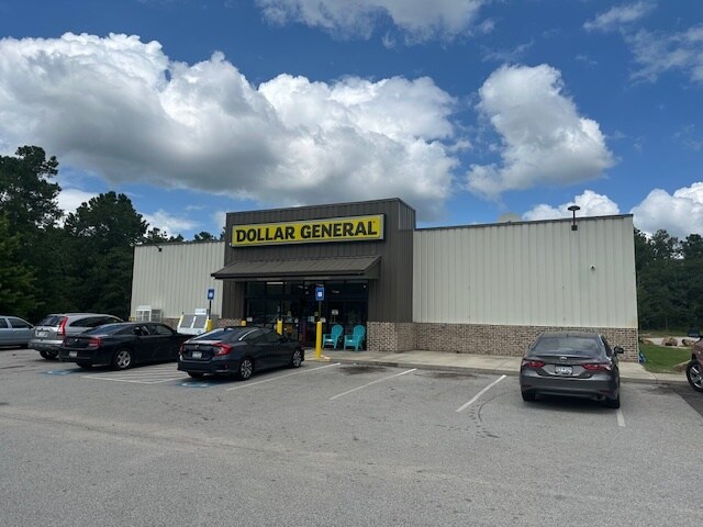 More Photos Of 2822 Edgefield Rd, Trenton Freestanding For Sale